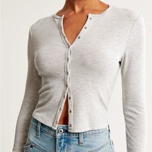 Abercrombie Long-Sleeve Rib Cropped Henley